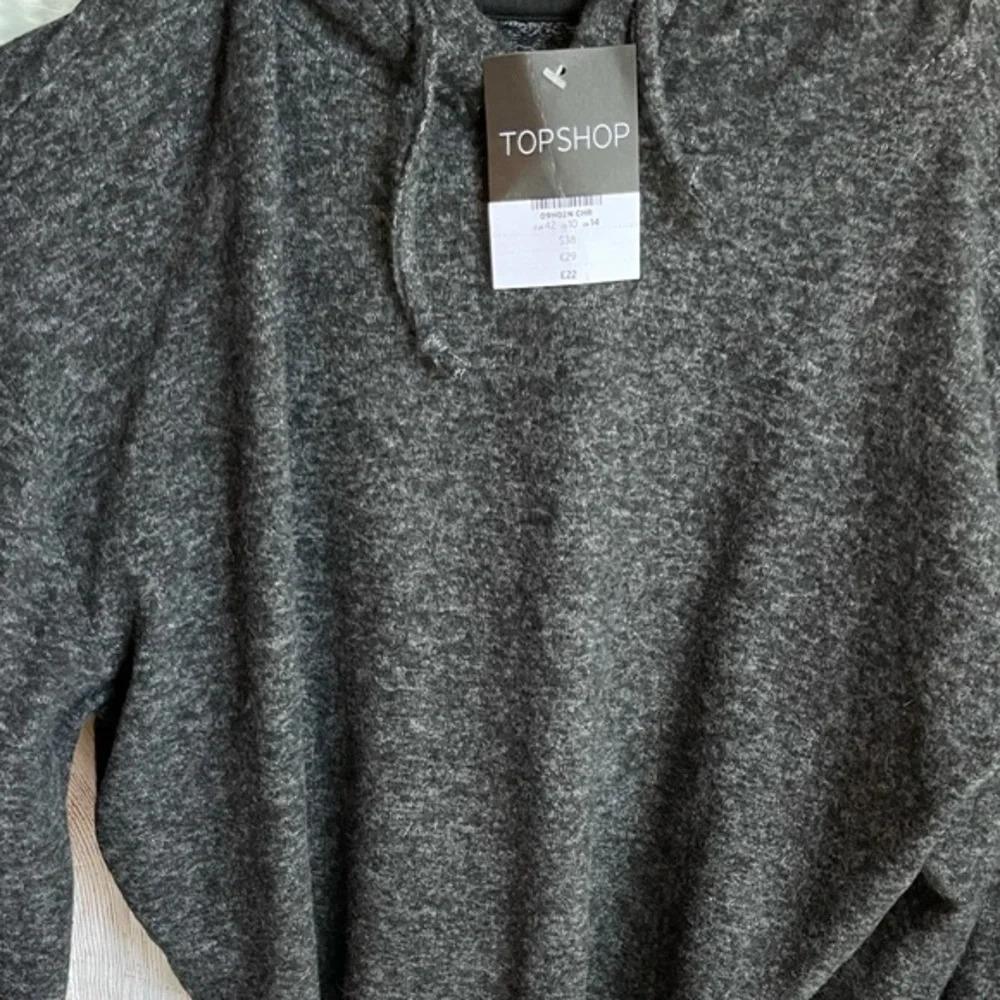 TOPSHOP – Brushed Crop Hoodie, Size US 10, NWT - Picture 9 of 12